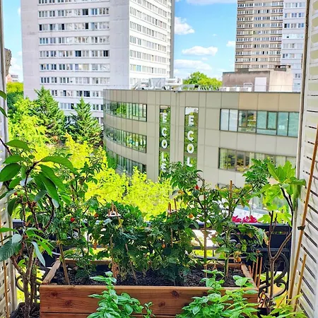 Sunny&stylish 2-bedroom In Viet-namese District Appartement *