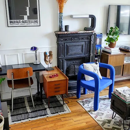 Sunny & Stylish 2-bedroom In Viet-namese District דירה פריז