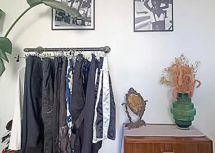 Sunny&stylish 2-bedroom In Viet-namese District Appartement *