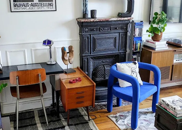 Sunny&stylish 2-bedroom In Viet-namese District Appartement Parijs