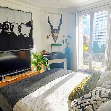 Apartment Sunny & Stylish 2-bedroom In Viet-namese District