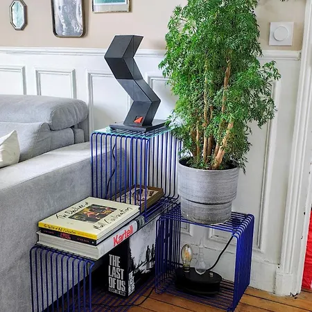 Sunny & Stylish 2-bedroom In Viet-namese District * Paris