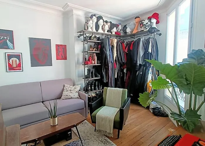 Sunny & Stylish 2-bedroom In Viet-namese District Lejlighed Paris